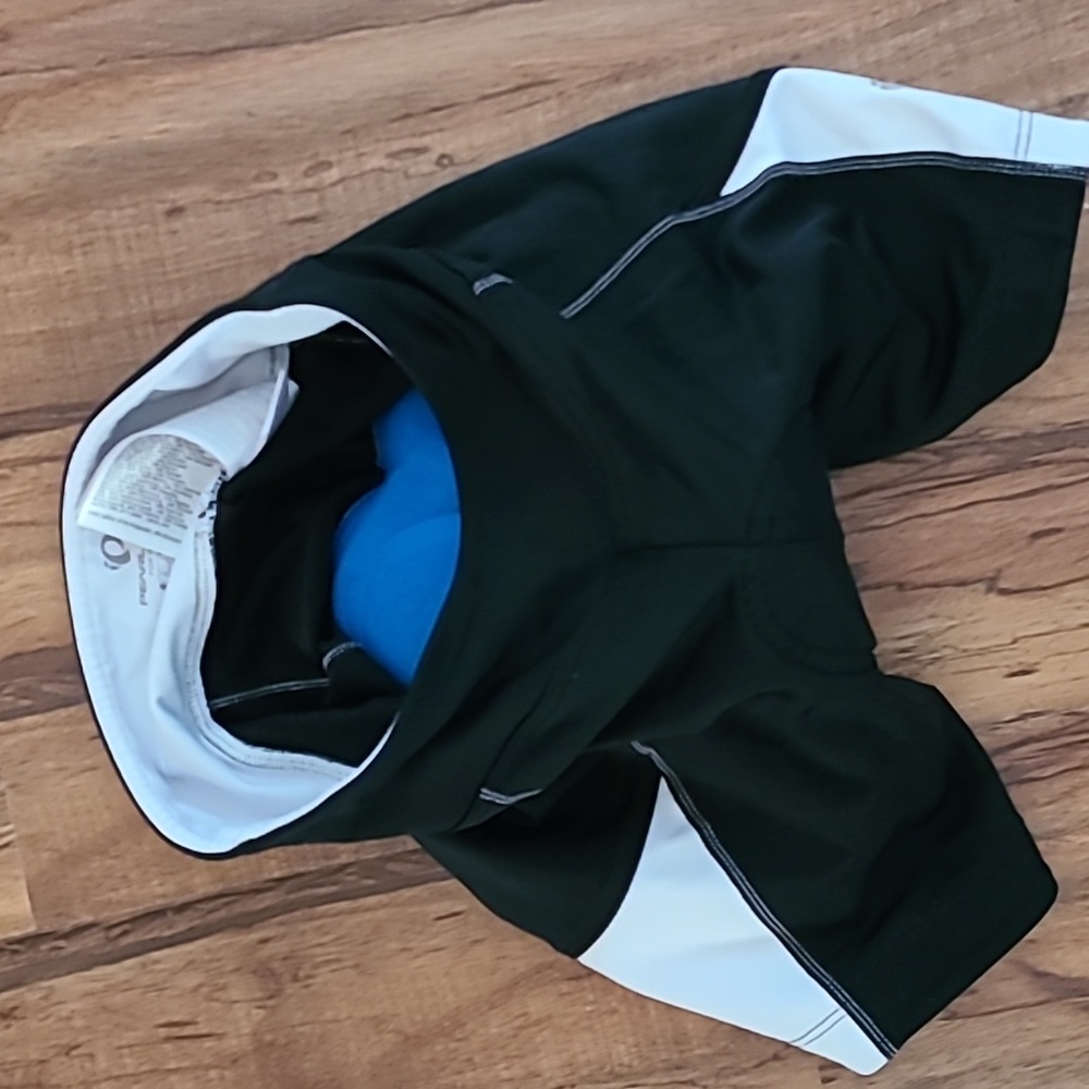 Women's Pearl Izumi cycling shorts